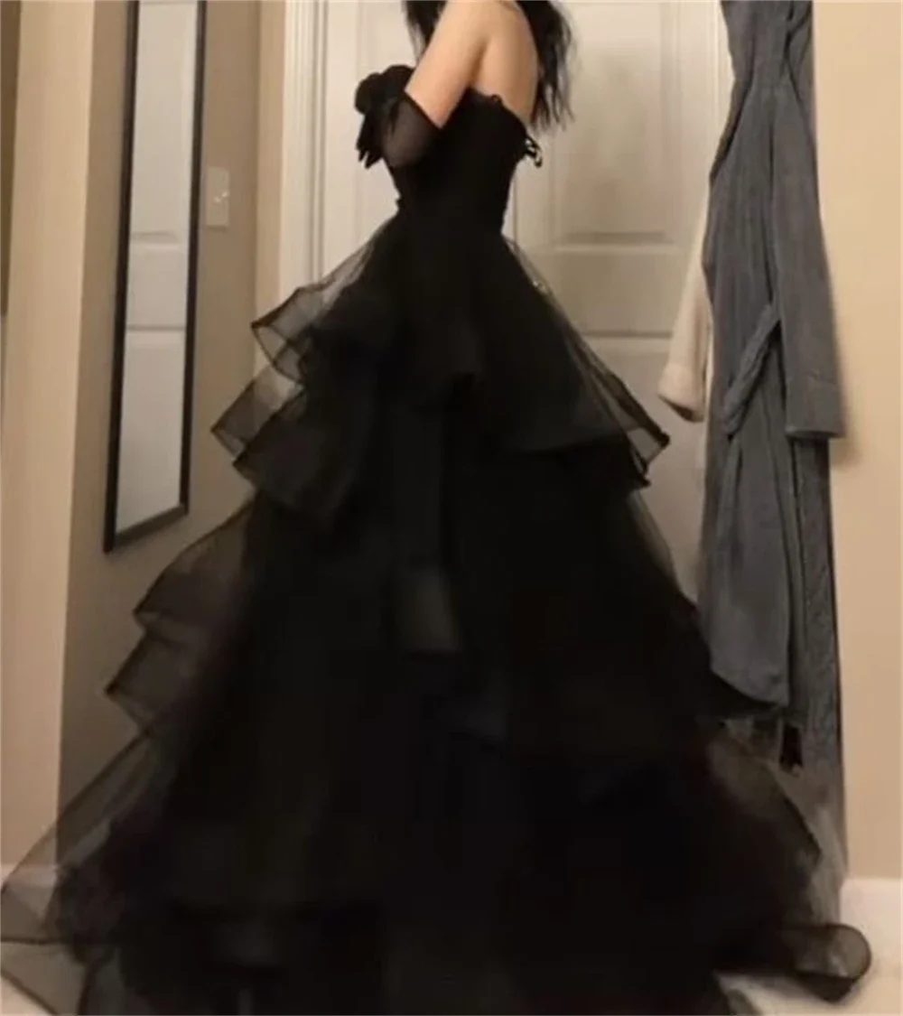 2023 Elegant Black Tulle Sweetheart Gloved A-line Prom Dresses Backless Layered Vesidos de noche Evening Dresses فساتين السهرة