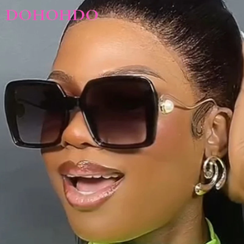 

Fashion Metal Oversized Square Frame Peal Decorate Women Sunglasses Brand Design Men Sunglass Outdoor Travel Drive Eyewear UV400
