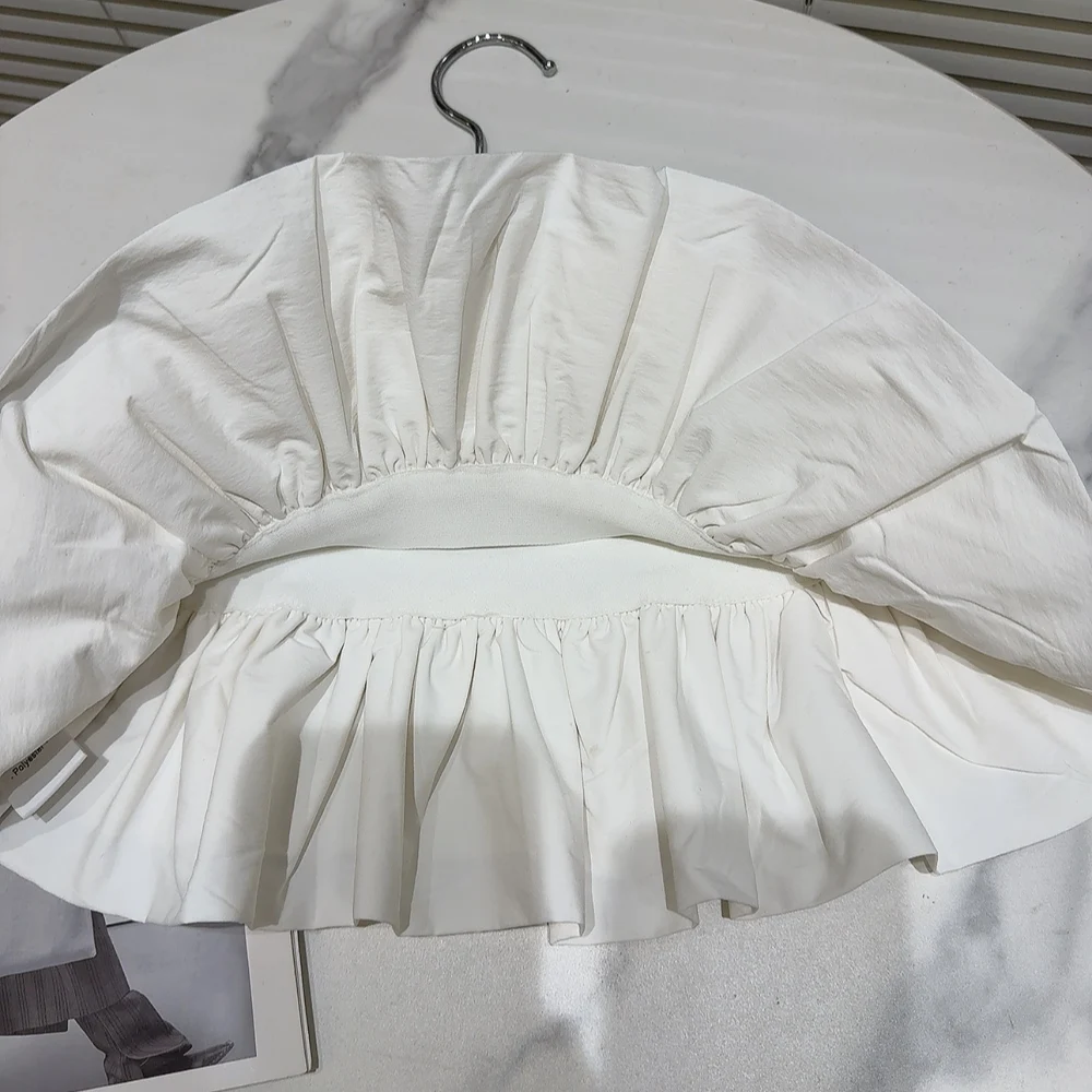 Lente 2026 Trendy ultra-ort rok met tailleafdichting, elastische taille, geplooid kantontwerp, kleur zoom, damesfaion