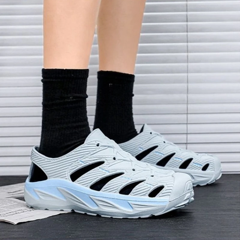 Men's Quick Dry Aqua Shoes Protective Toe Cap Non Slip Sole Outdoor Camping Sandals Breathable Mesh Beach Footwear
