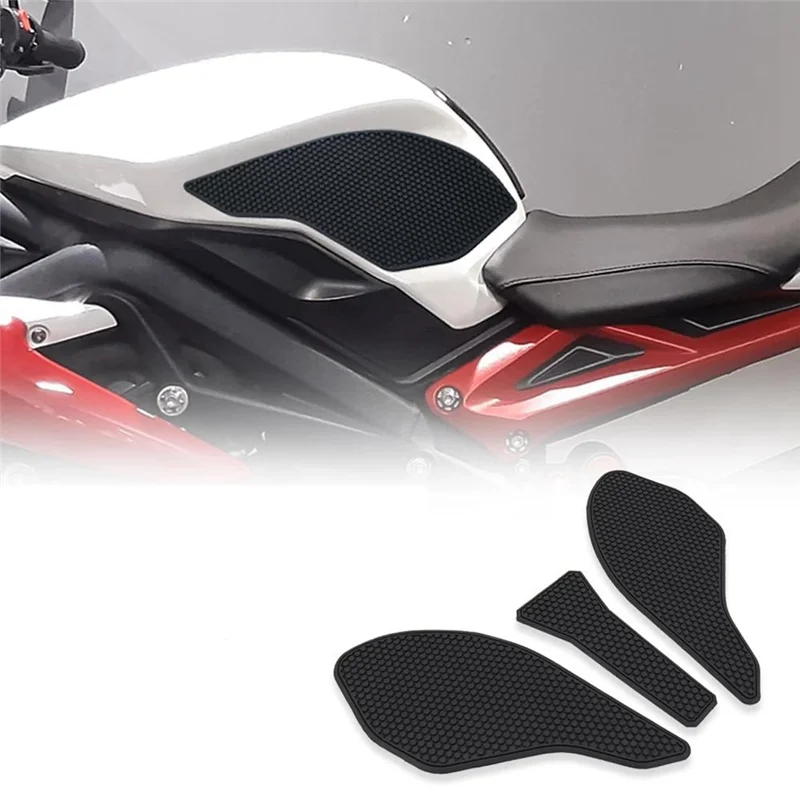 Fuel Tank Pad for DAYTONA 675 /R STREET TRIPLE 765 R/RS Motorcycle Tank Protection Stickers Knee Grip Traction