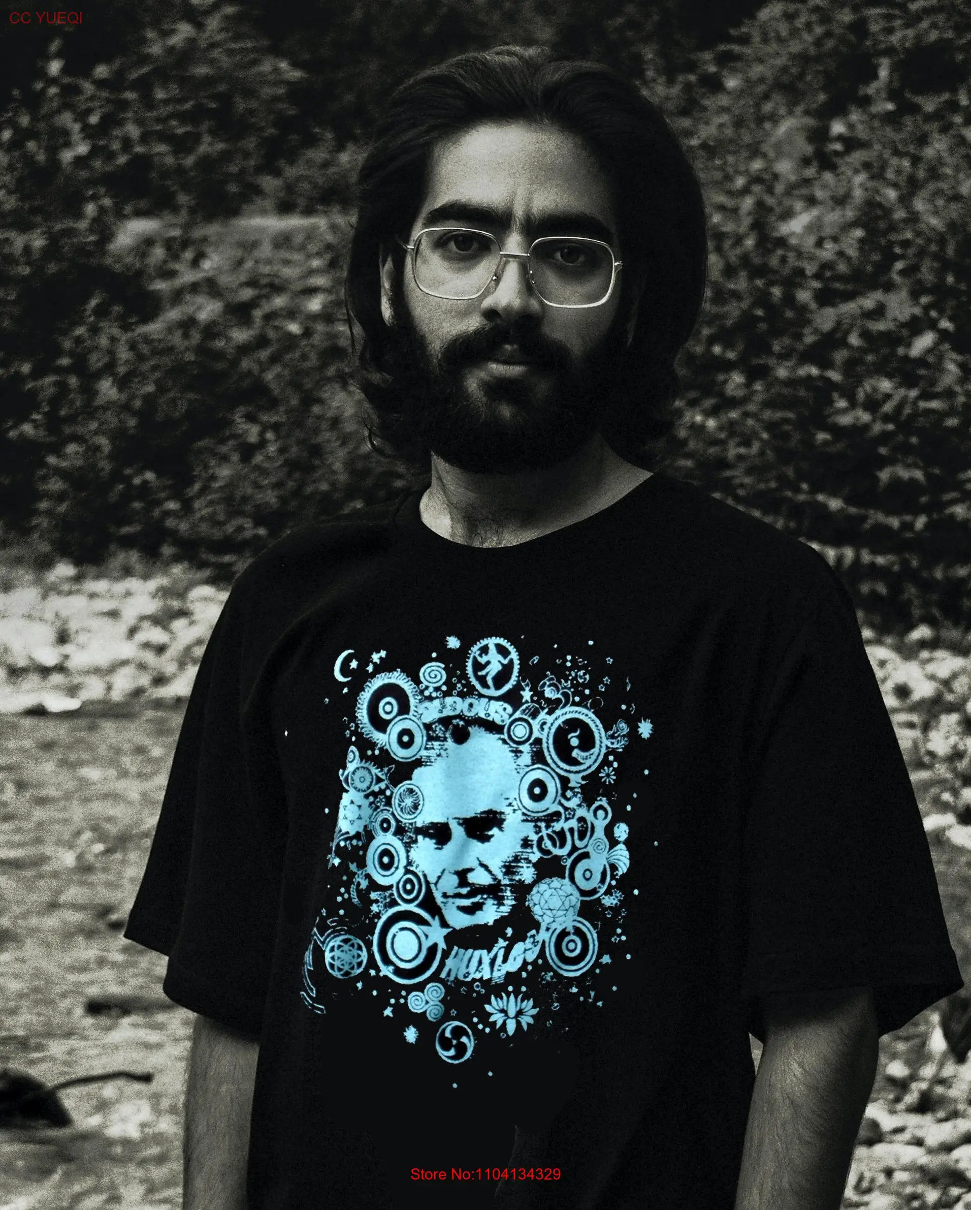 

Футболка Aldous Huxley с длинными или короткими рукавами