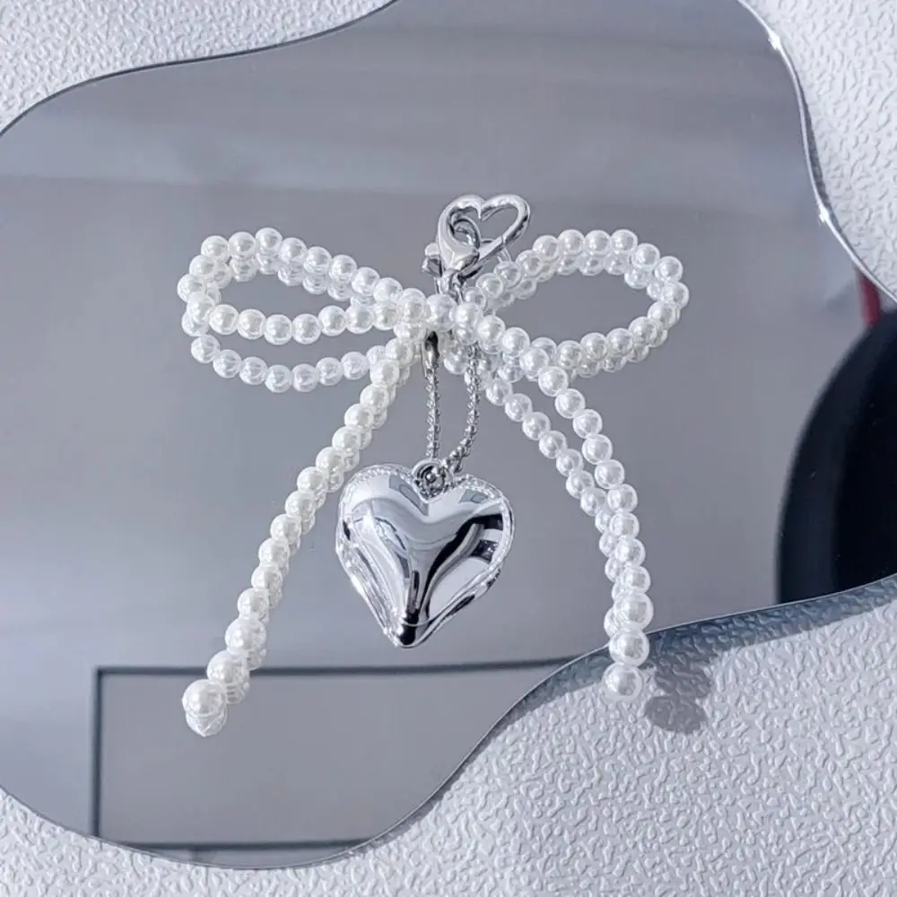 سلسلة مفاتيح من الخرز المضحك ، حلقة مفاتيح على شكل قلب من كلوريد البولي فينيل ، سحر حقيبة الظهر ، ديكور معلق على شكل حقيبة كاواي ، حقائب وهواتف