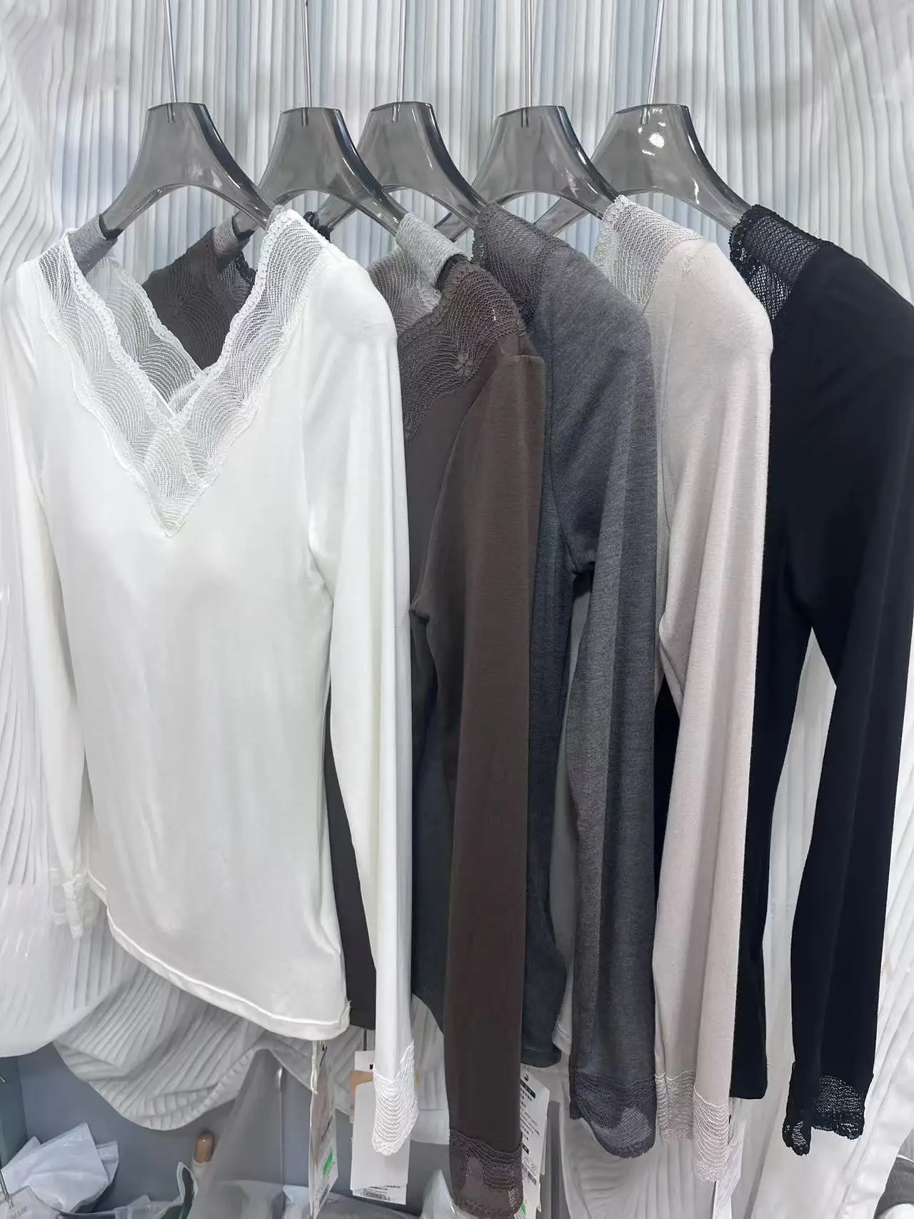 mialin-女性のサーマルファイバーモーダル下着セット胸パッド付き長袖-v-ネックサーマルスーツ秋冬新到着