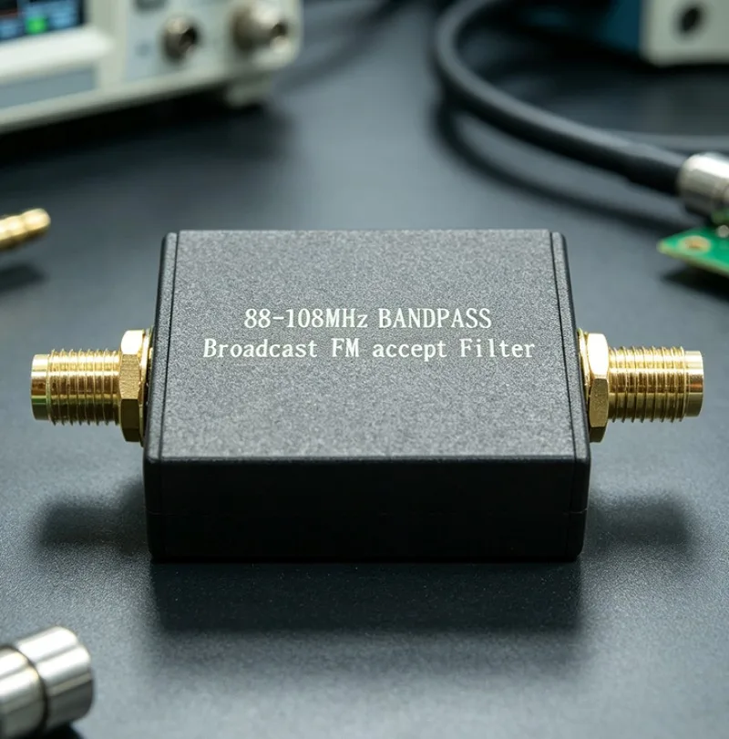 Filtre passe-bande FM 88-108 MHz, faible perte 1,5 dB max pour la réception de radiodiffusion