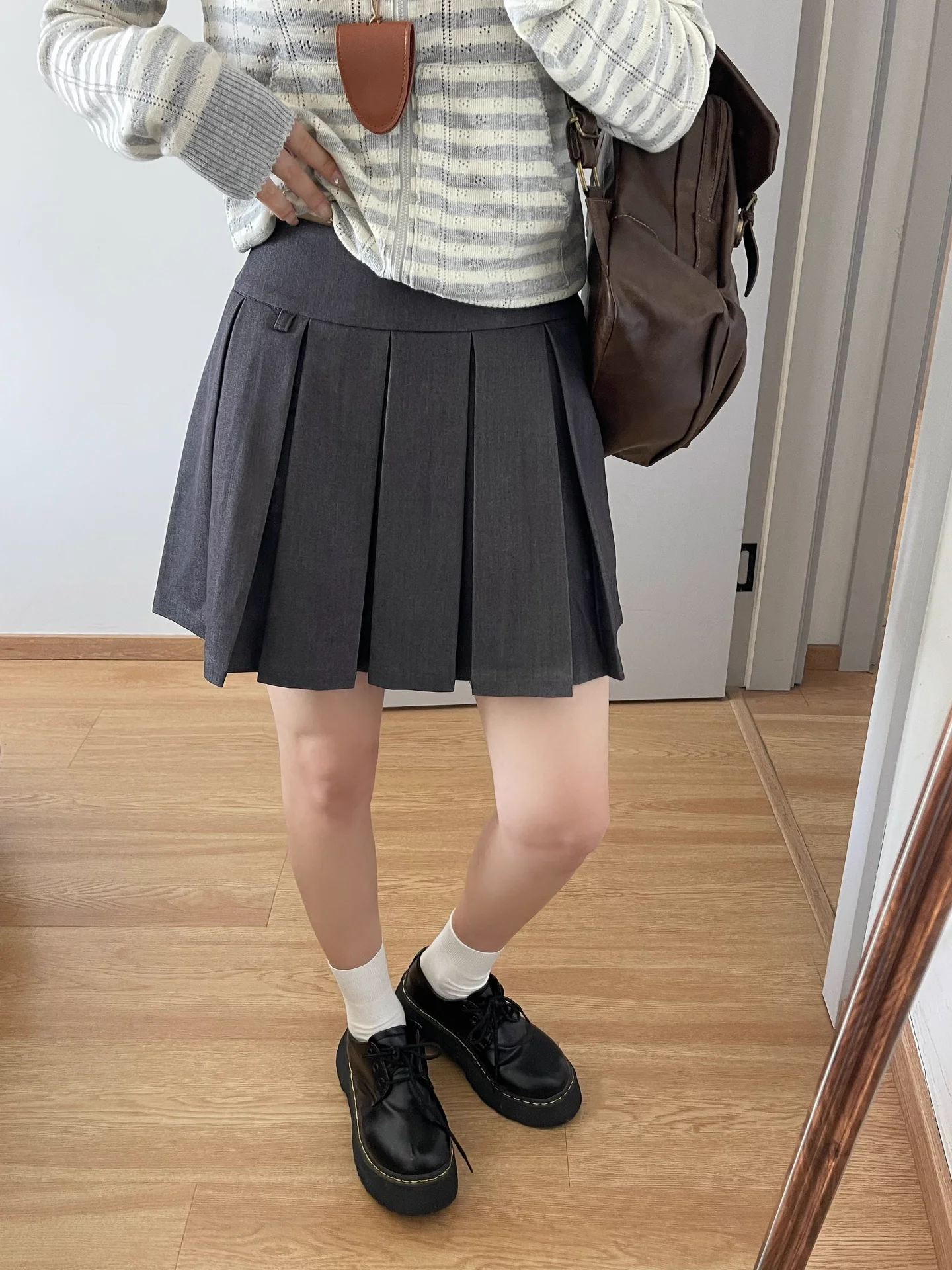 

Юбка-миди с высокой талией, плиссированная, А-силуэт, в ретро-стиле, для женщин, визуально удлиняющая ноги, для повседневной носки