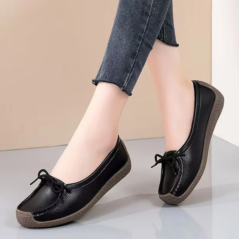 ‌Lightweight Soft Moccasins for Women - Leather Slip On Shoes with Rubber Sole Comfortable Indoor Outdoor All Seasons
