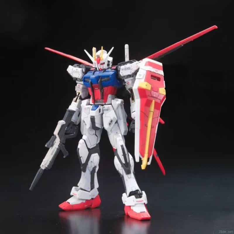 バンダイ ガンダムオリジナルボックス組み立て玩具 1/144 RG03 GAT-X105 空戦攻撃ガンダムアニメーション周辺フィギュアコレクションギフト
