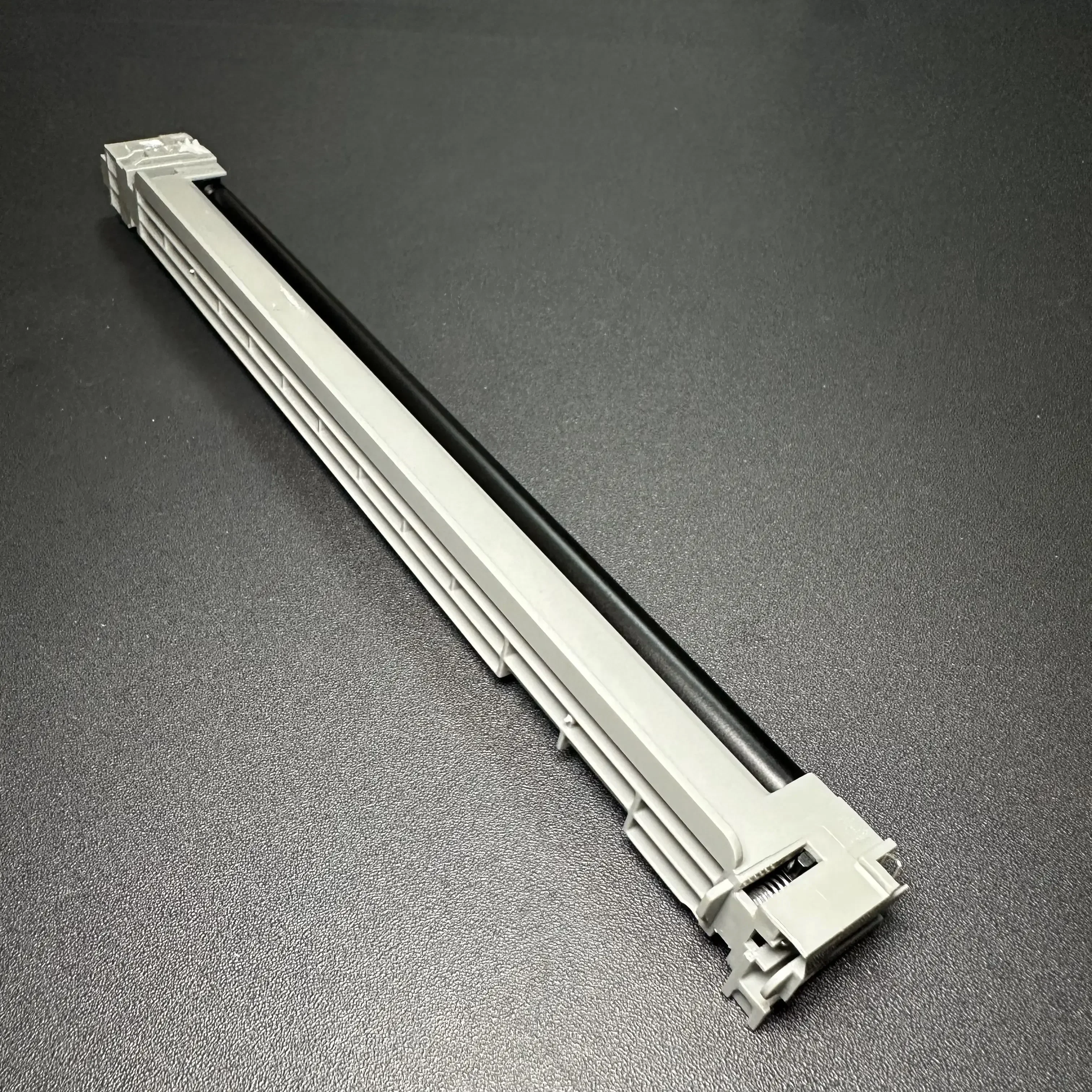 [ MC-3100 Main Charge Roller Assembly compatible for KYOCERA M3040 M3145 M3540 M3550 M3560 M3645 M3655 M3660 P3045 P3050 P3145 P
