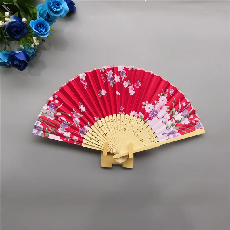 20/40/50 pcs Personalized Print Engrave Wedding Favor Silk Fan Customized Name Cloth Hand Fan Wedding Guest Gift Decoration