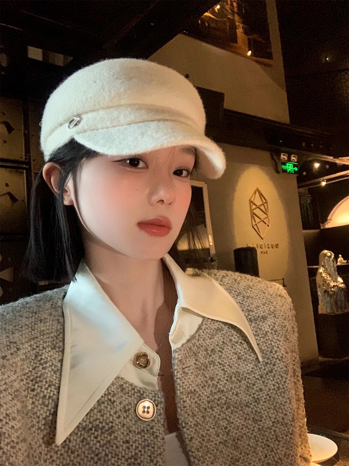Elegant White Woolen Beret Hat Women's Autumn Winter Small Face Flat Top Hat Large Head Circumference Jockey Artist Hat
