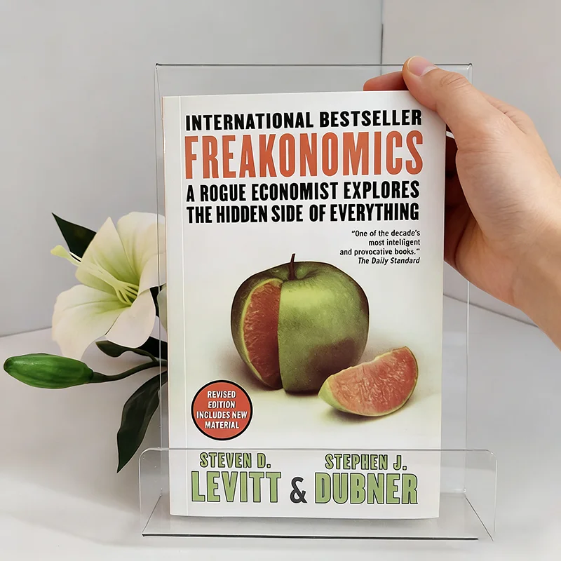 

INTERNATIONAL BESTSELLER FREAKONOMICS A ROGUE RCONMIST EXPLORES THE HIDDEN SIDE OF EVERYTHING Libros Livros