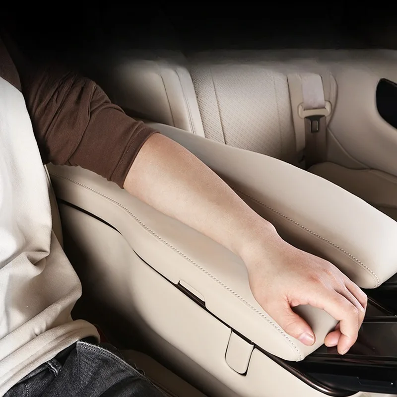 Middle seat protective cover and large seat armrest modification for car modification