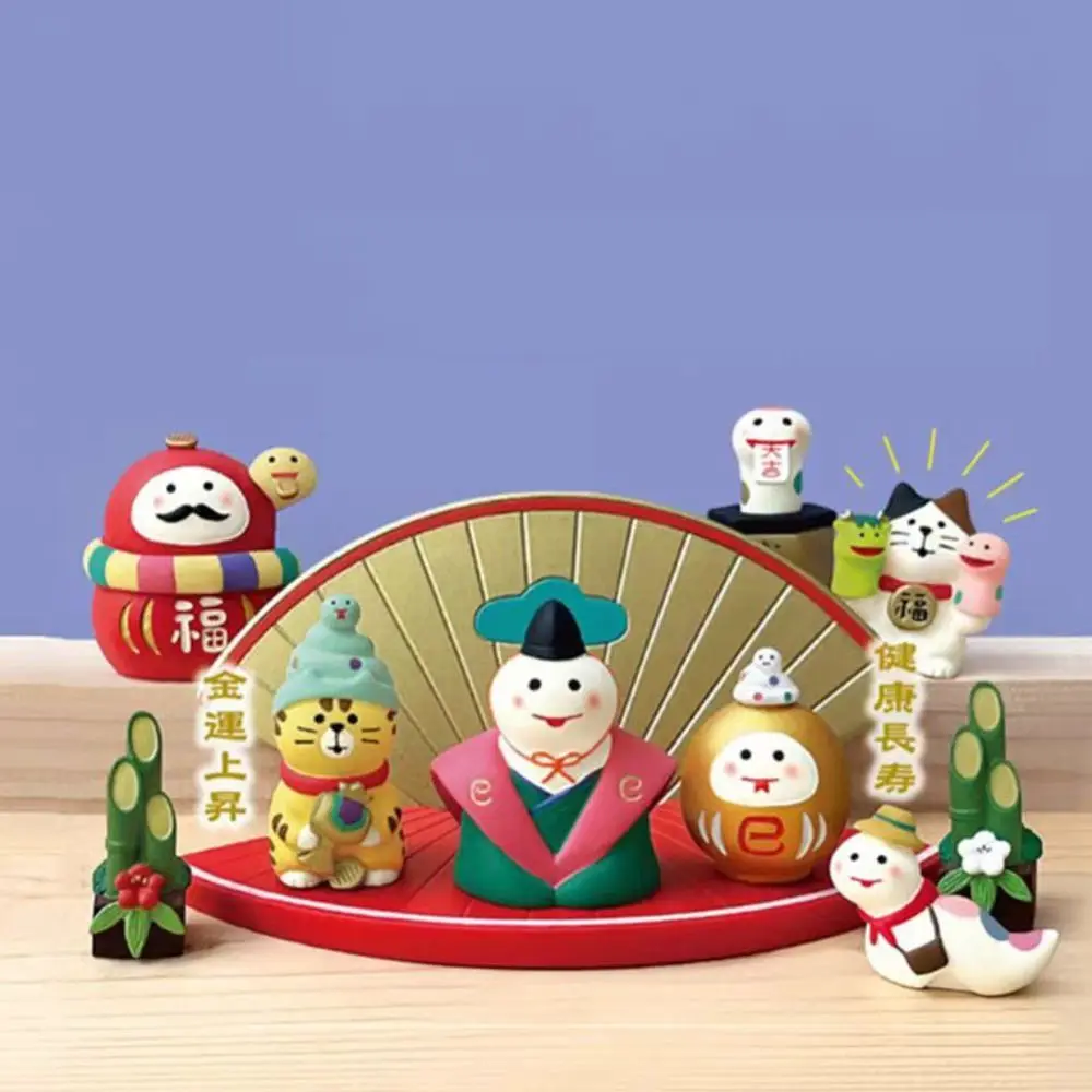 

Japanese Style ZAKKA Cat Figurines DIY Craft Handmade New Year Desktop Ornament Micro Landscape Miniature Resin