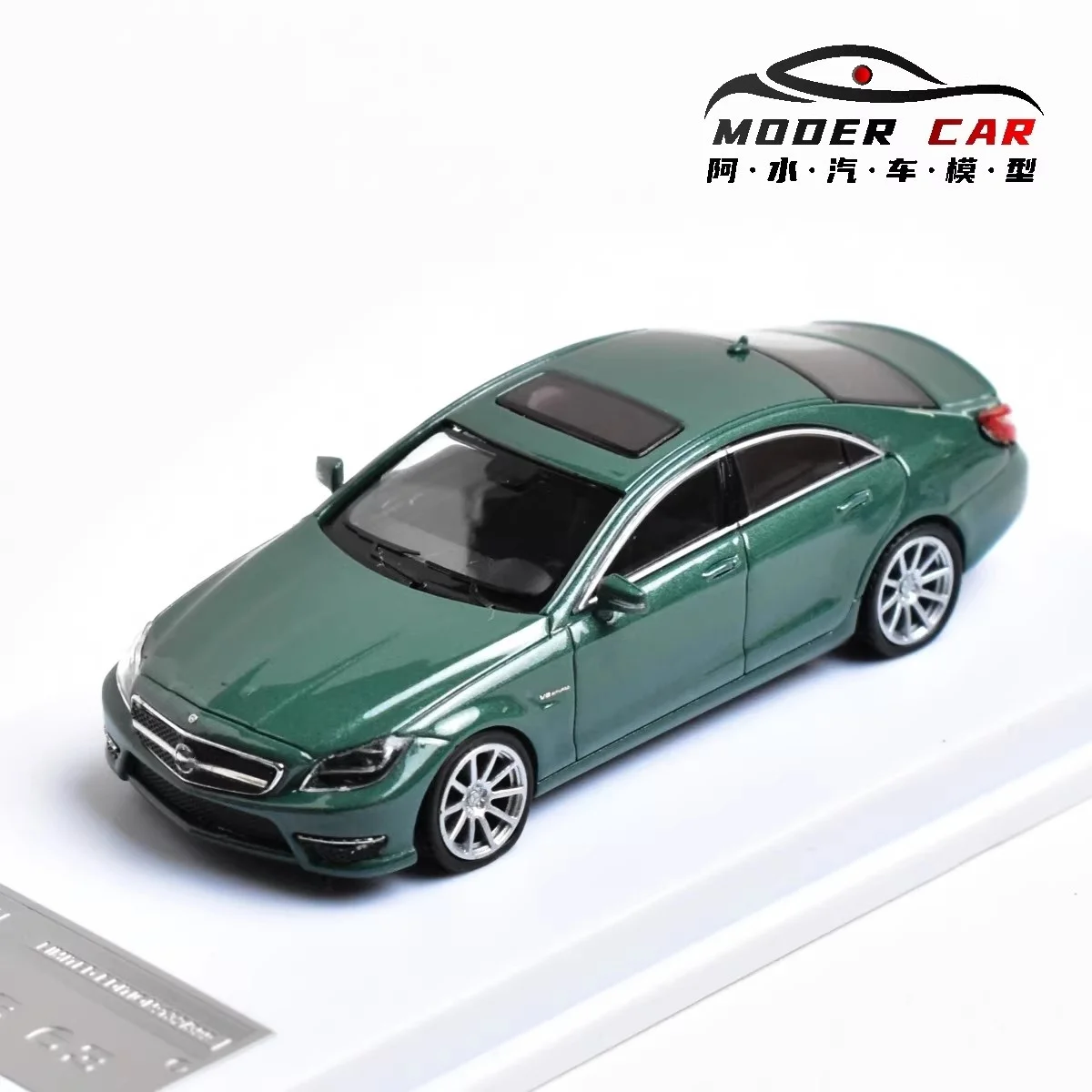 

MJ 1:64 cls63 Collection Diecast Model Car