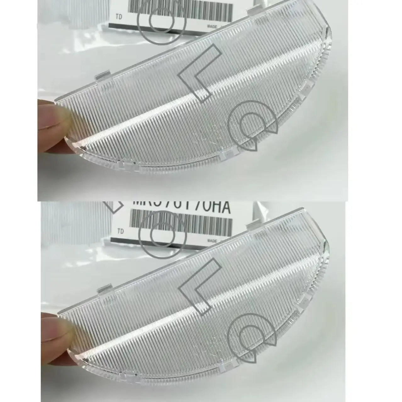 Japan Genuine MR576170HA Car Door Lamp Shade for Pajero Montero