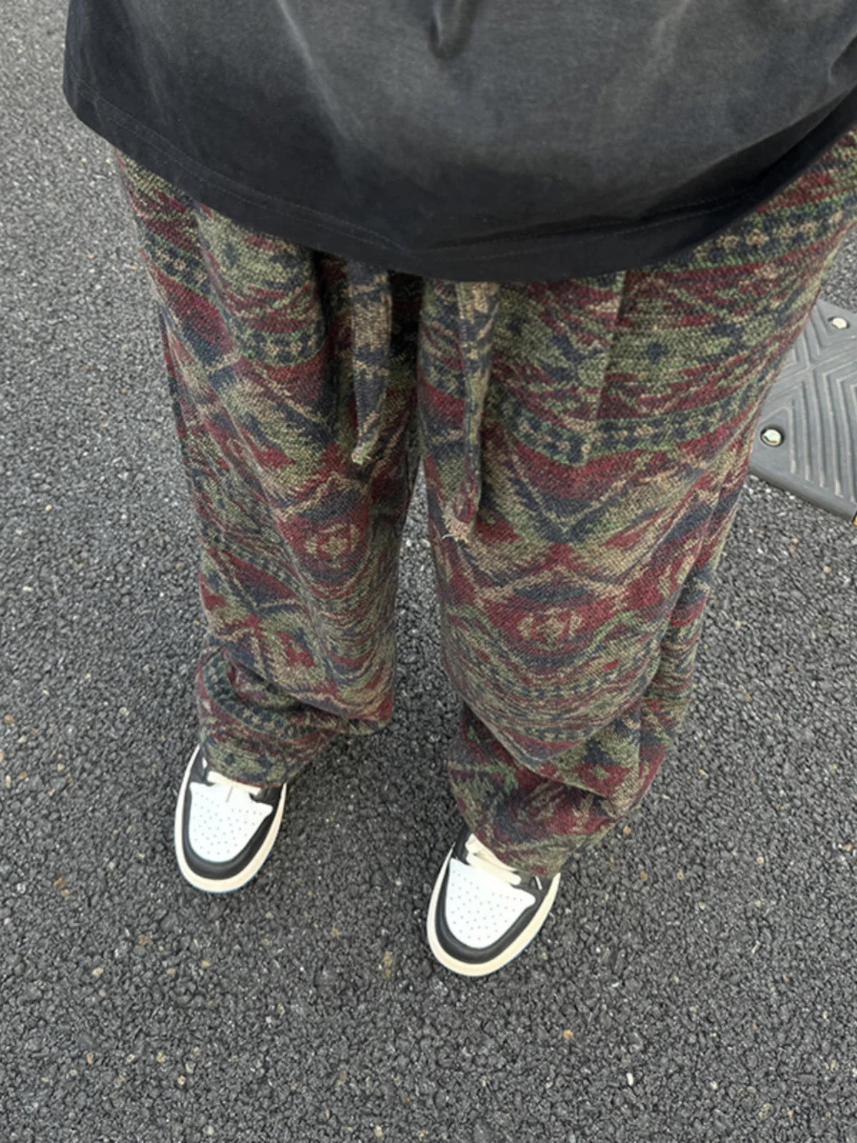 

Винтажные вязаные брюки с цветочным узором, мужские повседневные свободные прямые брюки в американском стиле, осенне-зимние модные потертые спортивные штаны в этническом стиле