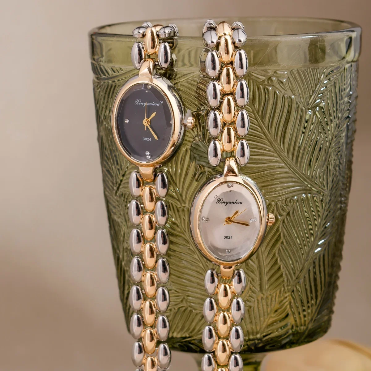 Элегантные женские часы с овальным циферблатом с бриллиантами, золотистый, серебристый, альтернативный ремешок для часов, подробное мастерство, модные модные часы