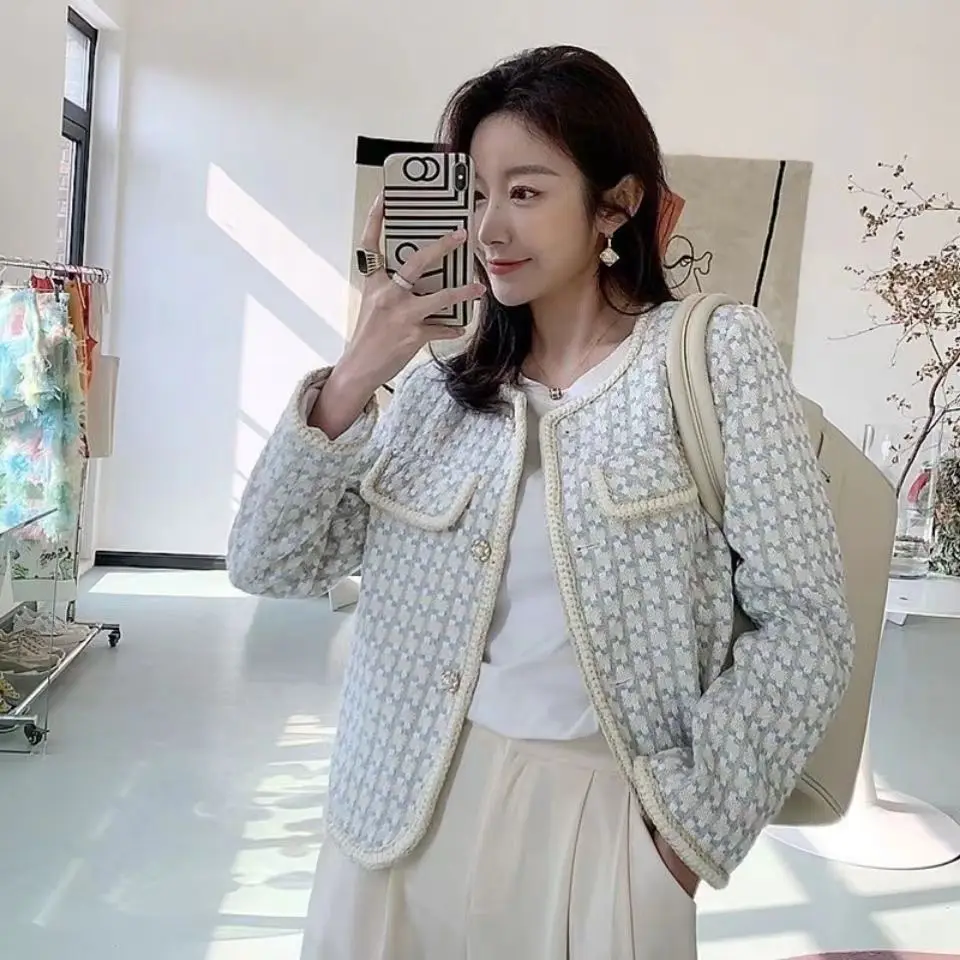 

Luxury Tweed Jacket High-end Plaid French Vintage Pearl Buttons Cropped Jacket Long Sleeves Coat Korean Chic Harajuku Mujer New