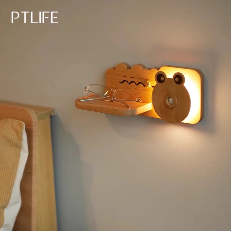 

Storage shelf Human body sensor light Entry porch induction Solid wood frog Cute shape Fun flower arrangement design
