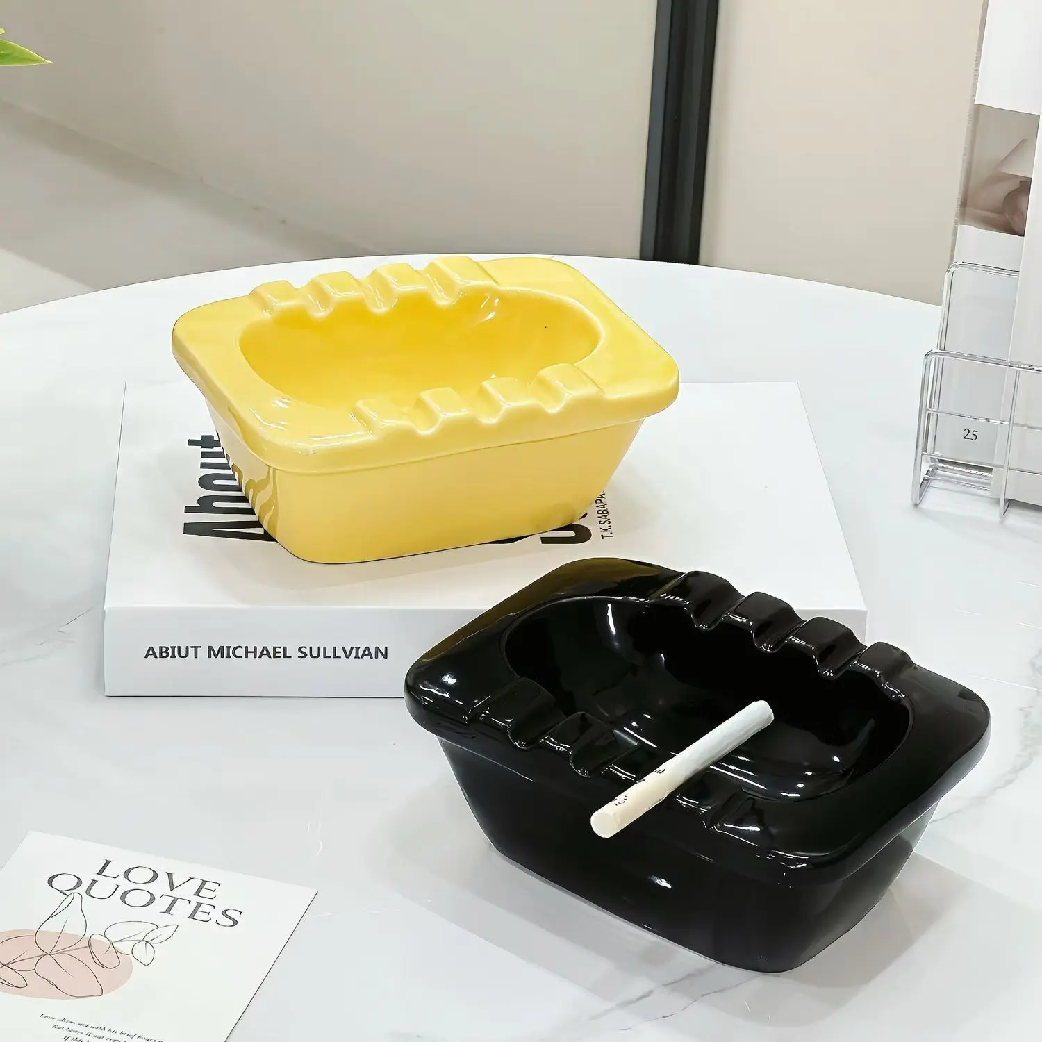 

Creative and Funny Squatting Toilet Ashtray Home Living Room Office Ashtray Desktop Cigarette Tray Decoration Smoking Utensils