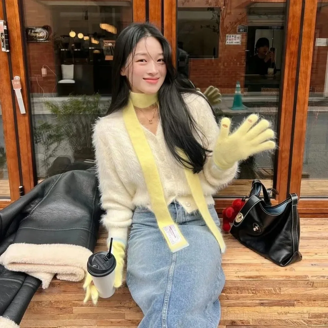 

Candy Colored Rabbit Fur Long Knitted Gloves Fingerless Warmth Protection Fashionable Commuting Winter Handwear