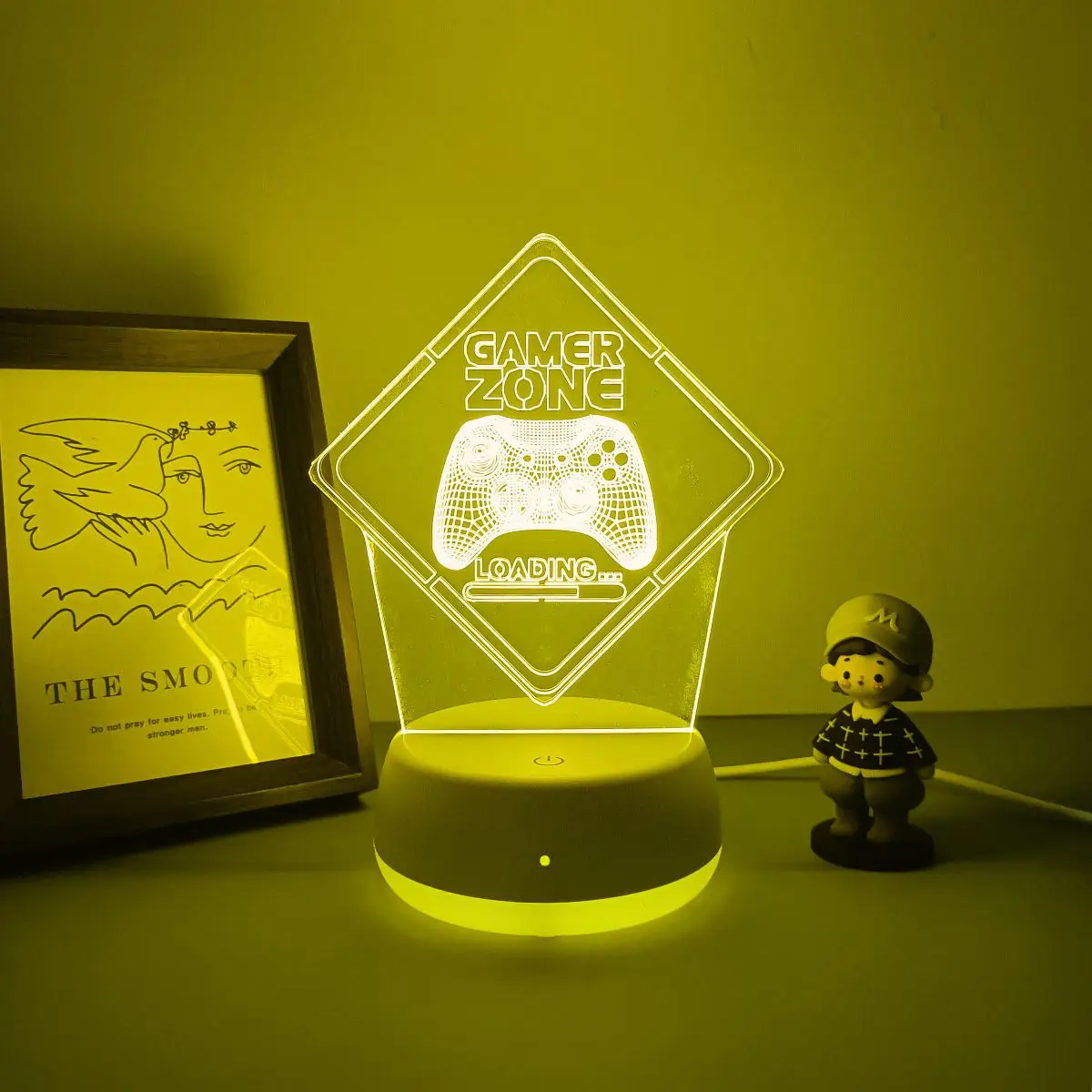 1pc game themed modern colorful night light, touch switch with seven color conversion, USB powered luminous base, a great gift
