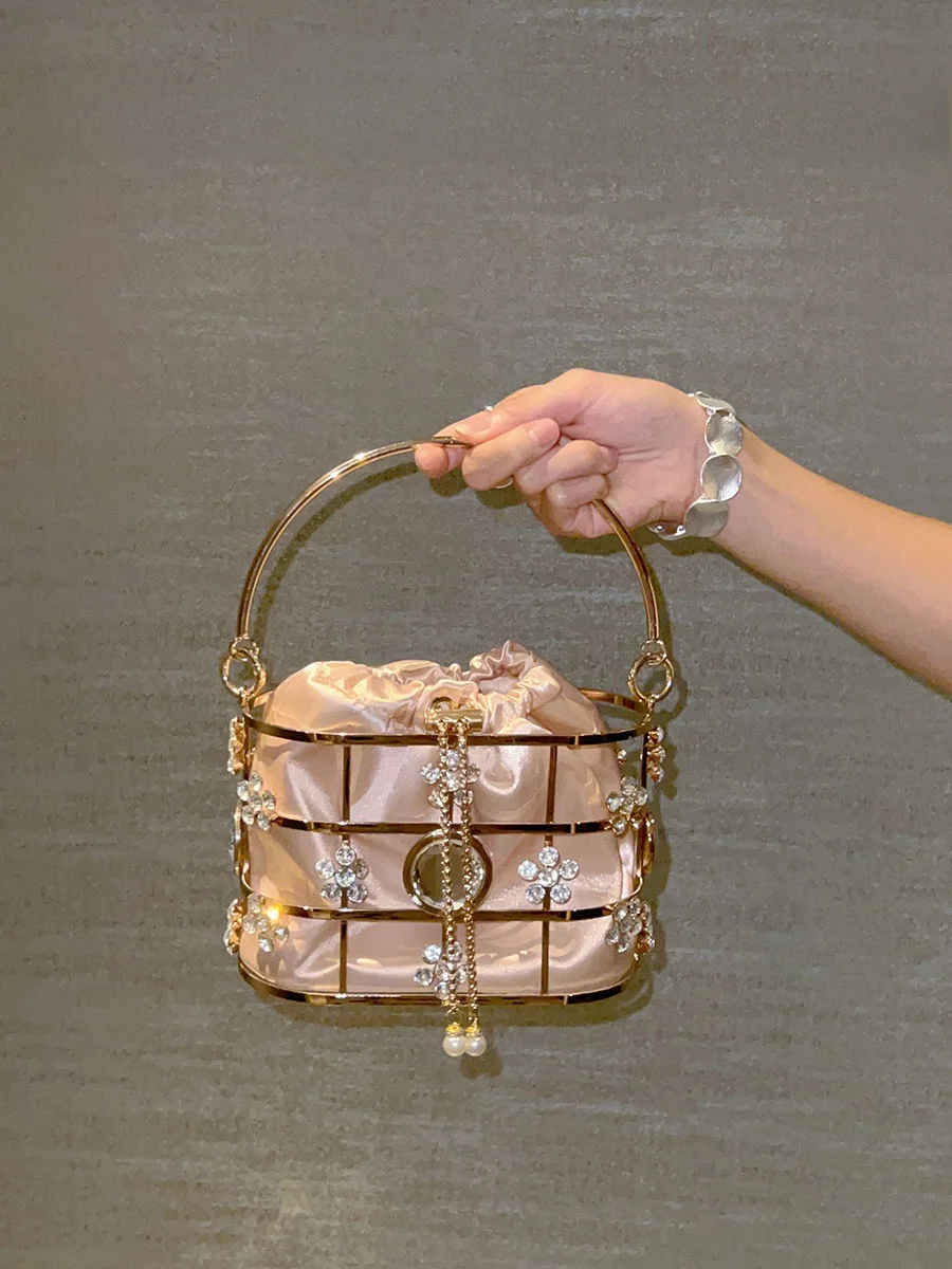 

UGALS Silk Satin Metal Bucket Bag Dinner Diamond Chain Handbag Crossbody Small Bag Sweet Lady Style Double Layer Polyester