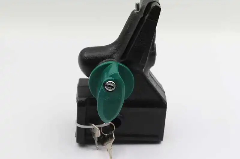 

Trailer traction receiver is suitable for Discovery 3 Discovery 4 Range Rover Sport 2006-2013 LR040248