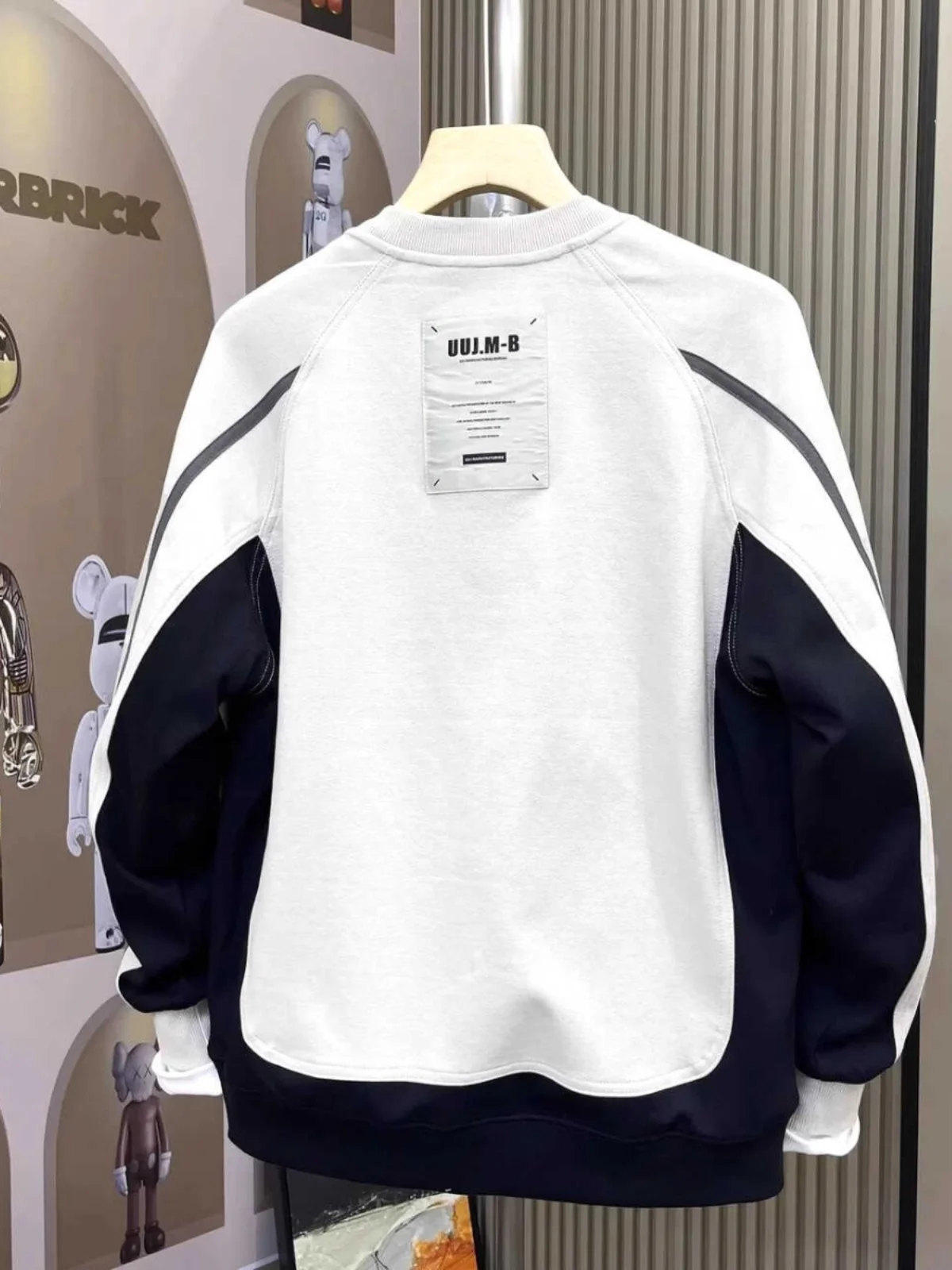 

Casual Loose Long Sleeve Hoodie for Boys Trendy Splice Overhead Shirt Youthful Style Comfortable Fit Geometric Pattern round ...