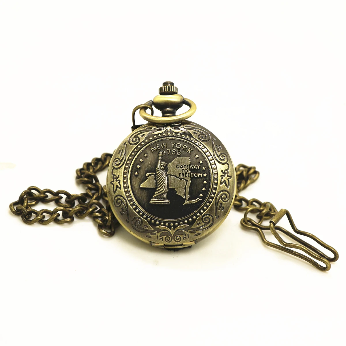 

High Quality Metal Vintage Pocket Compass with Chain for Outdoor Hiking Camping Navigation