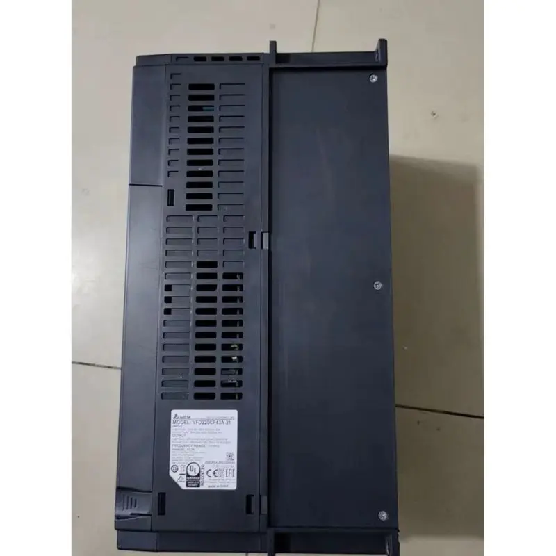 Second-hand VFD220CP43A-21 VFD220CP43A 21 Inverter Tested OK