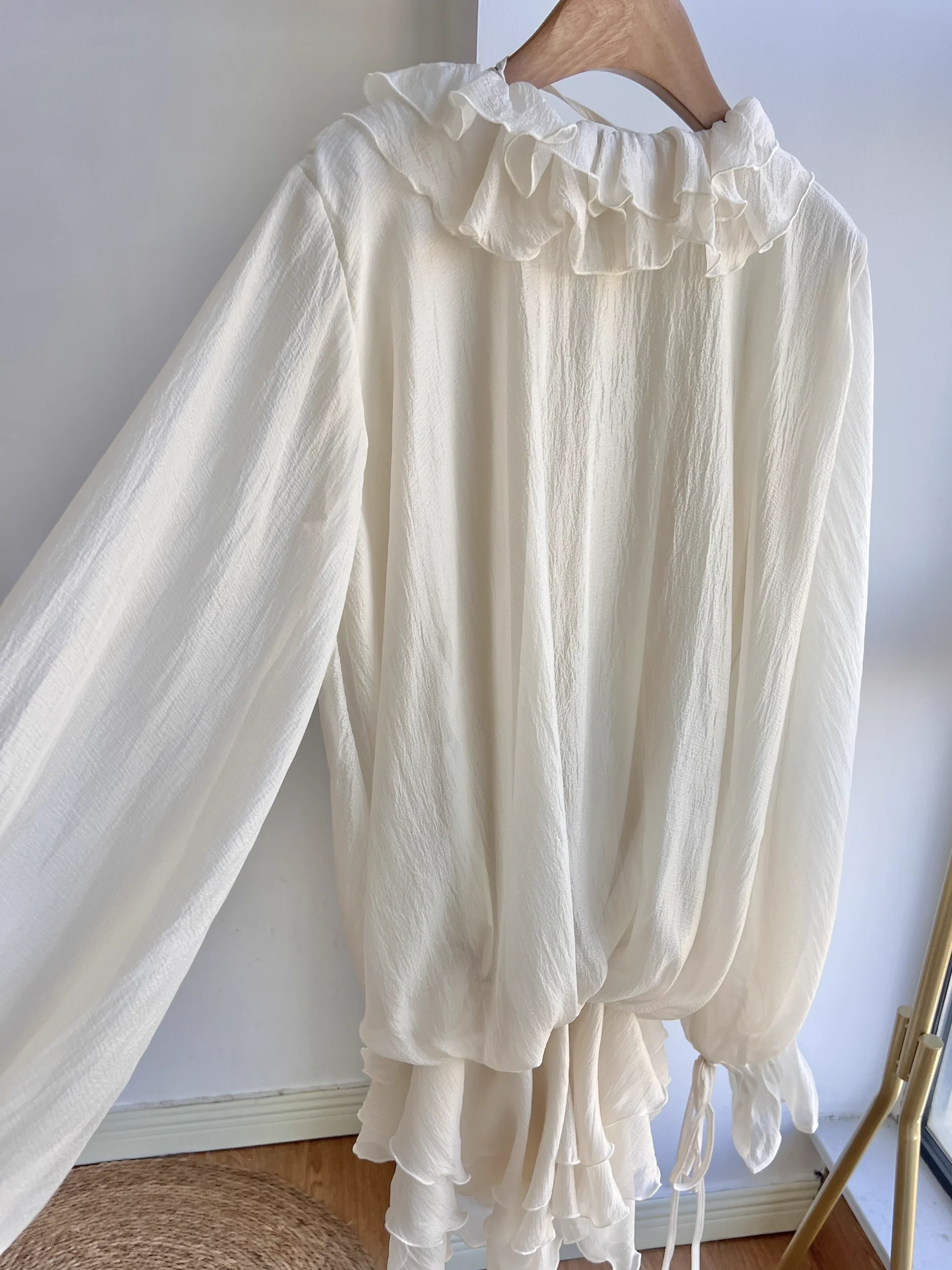 Babados em camadas vestido de férias feminino 3d flor decoração com decote em v lanterna manga moda senhoras mini robe