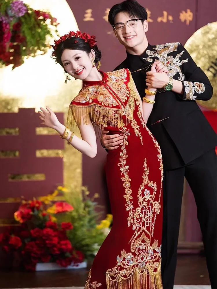 

New Chinese-style engagement dress wedding cheongsam shawl embroidered return bride's toasting