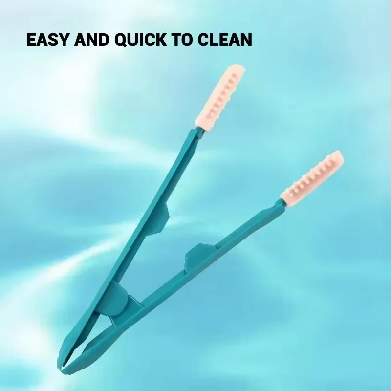 Eco-Friendly Kitten Eye Rub Handheld Cat Eye Wipe Rub Eyes Poo Brush Cleaning Reusable Buckle Design Pet Comb Tear Stain Brush