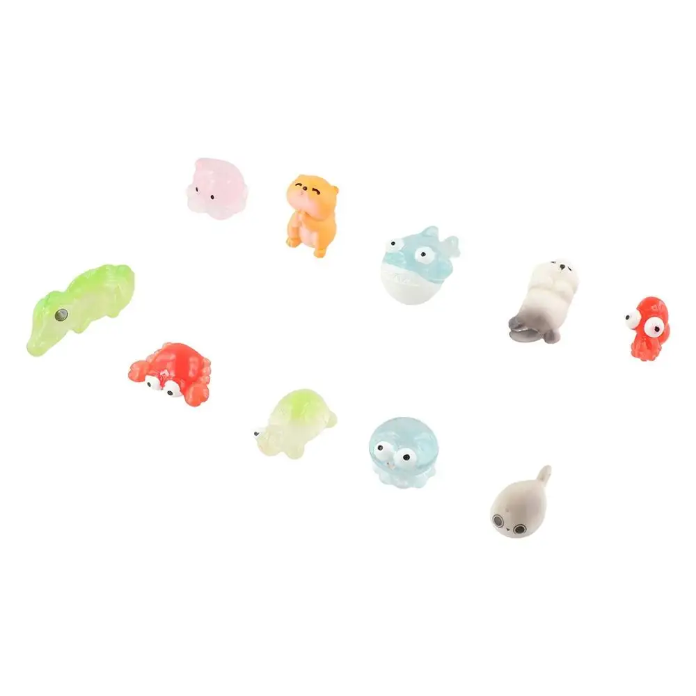 

Resin Crafts Marine Animals Fish Ornaments Cute Mini Miniatures Animals Figurines DIY Coral Fish Garden Decorations Outdoor