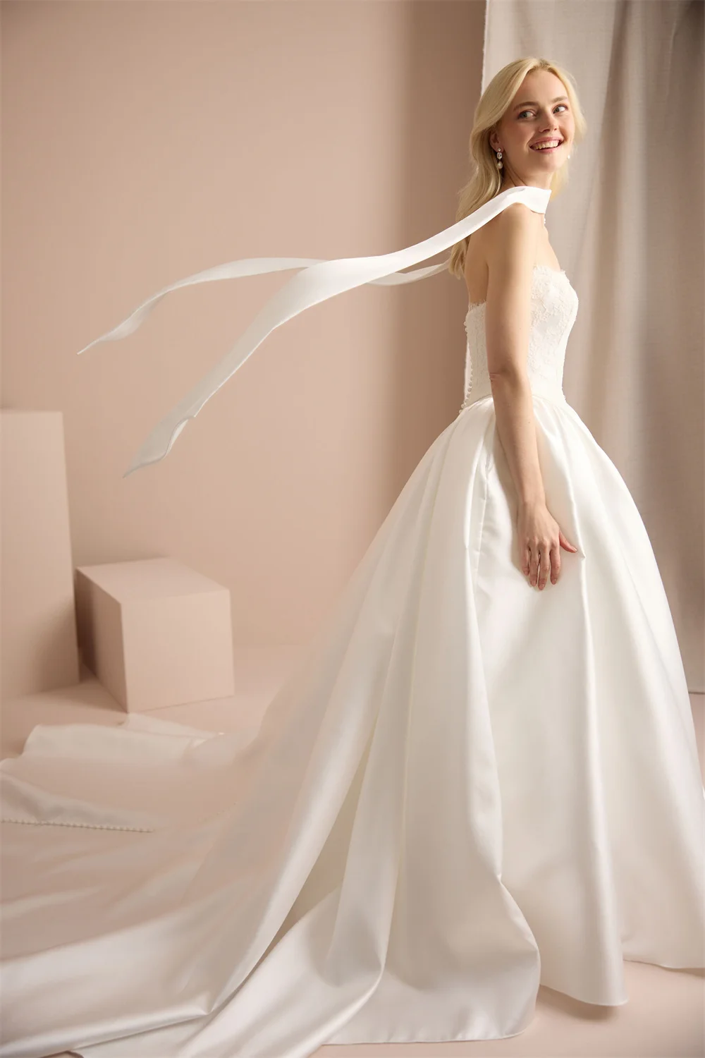 Kyoto – robe de mariée en Satin blanc, sans bretelles, personnalisée, sans manches, fermeture éclair au dos, robe de soirée trapèze élégante, 2025