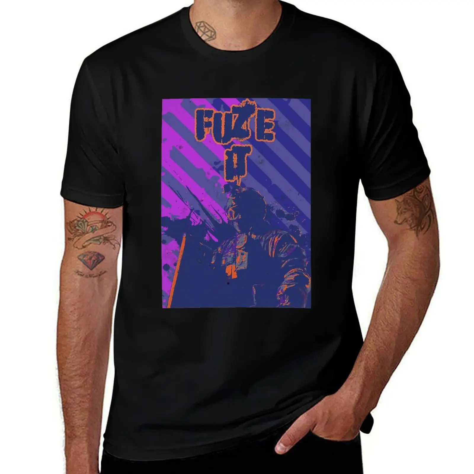 

Classic retro art fuze it game T-Shirt mens graphic t shirts man t shirt luxury T-Shirt