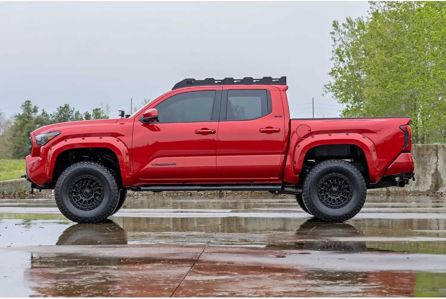 لوحات الجري BA2 لسيارة Toyota Tacoma Double Cab (2024-2025) - خطوات جانبية واسعة مقاس 5 بوصات غير قابلة للانزلاق
