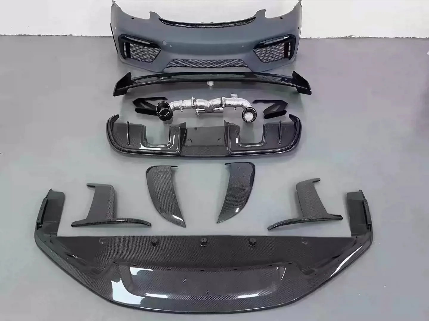 

Автомобильный передний бампер с объемным кузовом для Porsche 718, модифицированный GT4 RS, передняя губа, крышка капота двигателя, выхлопная хвостовая горло