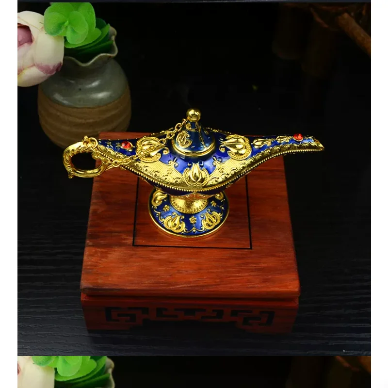 Aladdin's Divine Lamp, Russian Crafts, Xinjiang, China Hand drawn Colored Tin Divine Lamp Ornament