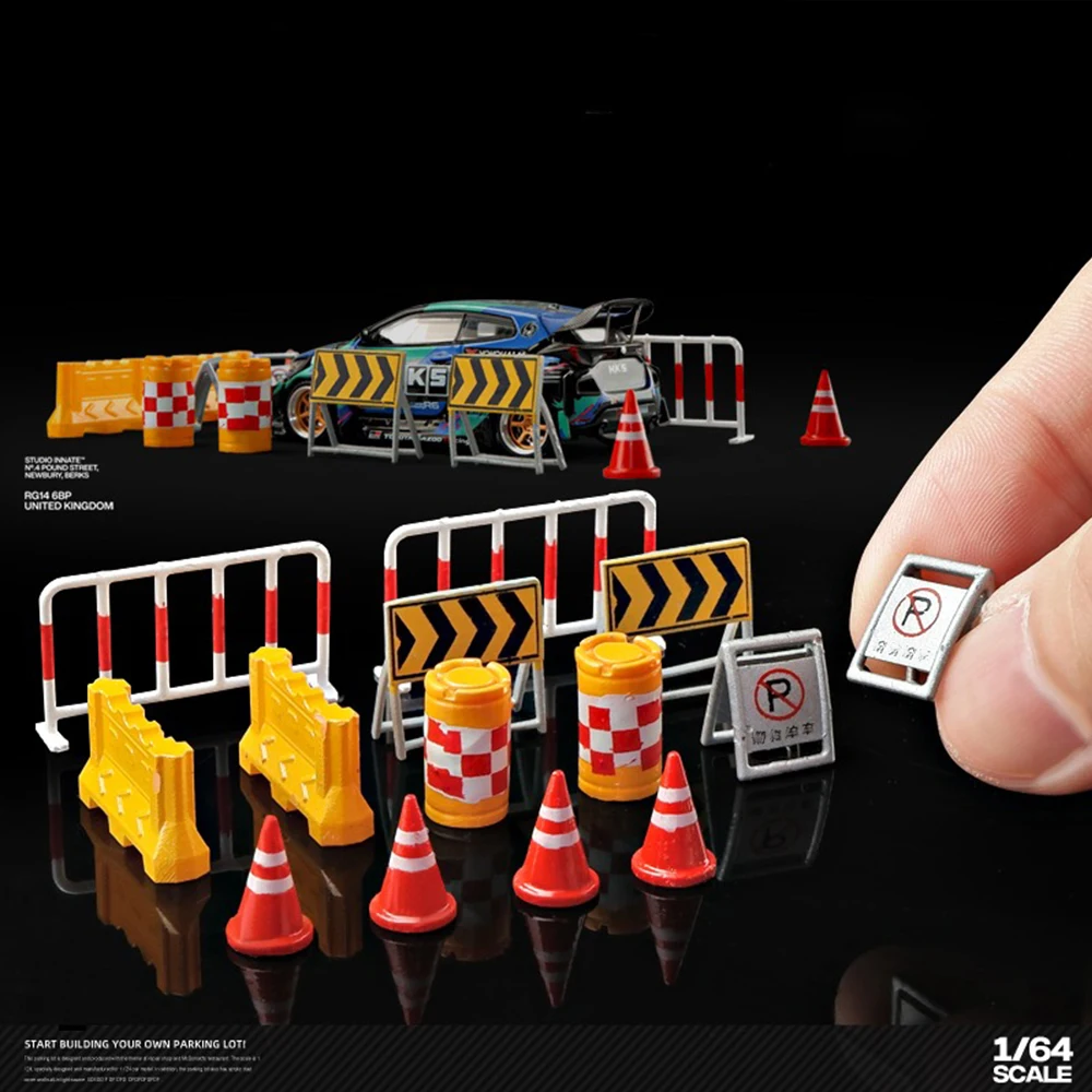 1/64スケールの道路遮断モデルキット。交通コーン付きのバリ - Car Accessories Toy のレビューと価格