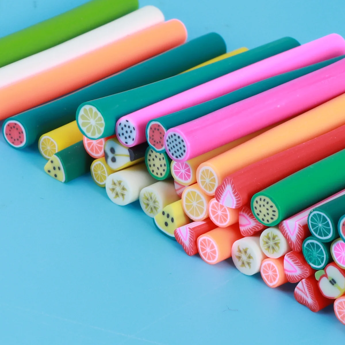 Bâtons en argile douce, 50 pièces, Design de fruits 3D, bâtons de décoration pour Nail Art, manucure, sac de téléphone, décoration d'ordinateur portable, coloré brillant