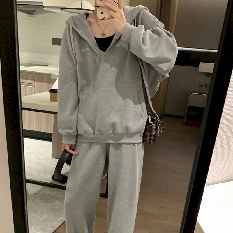 Casual Sports Hoodies Sets Women Spring Autumn Trend Set Fashion V-neck Hoodie and Sweatpants Running Two Piece Suit Y2k Clothes