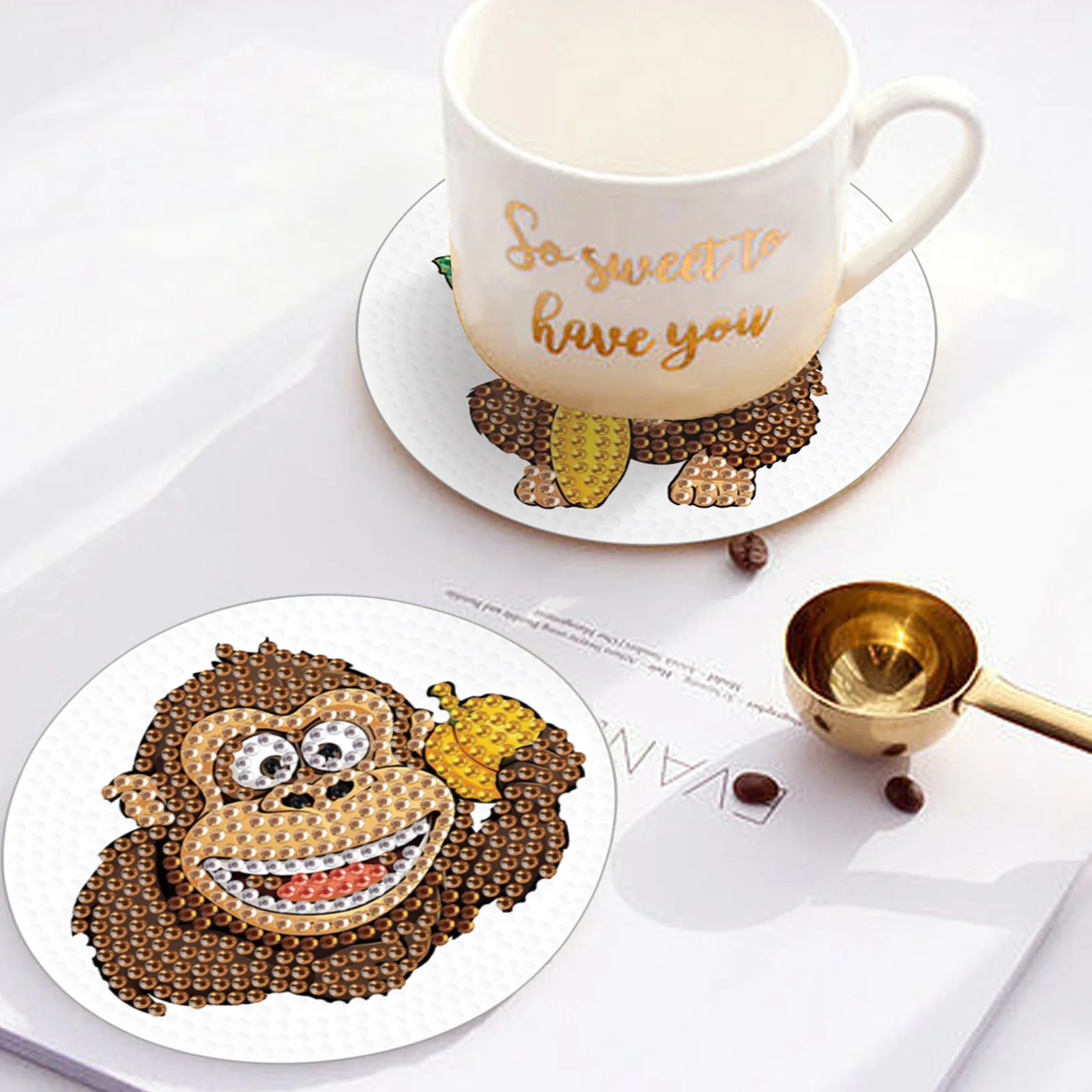 4 قطع من مجموعات الوقايات اللوحة الماسية للبالغين، لوحة طاولة لطيفة على شكل قرود ماسية مع حامل للمكتب وحصيرة الأكواب هدية ديكور #1