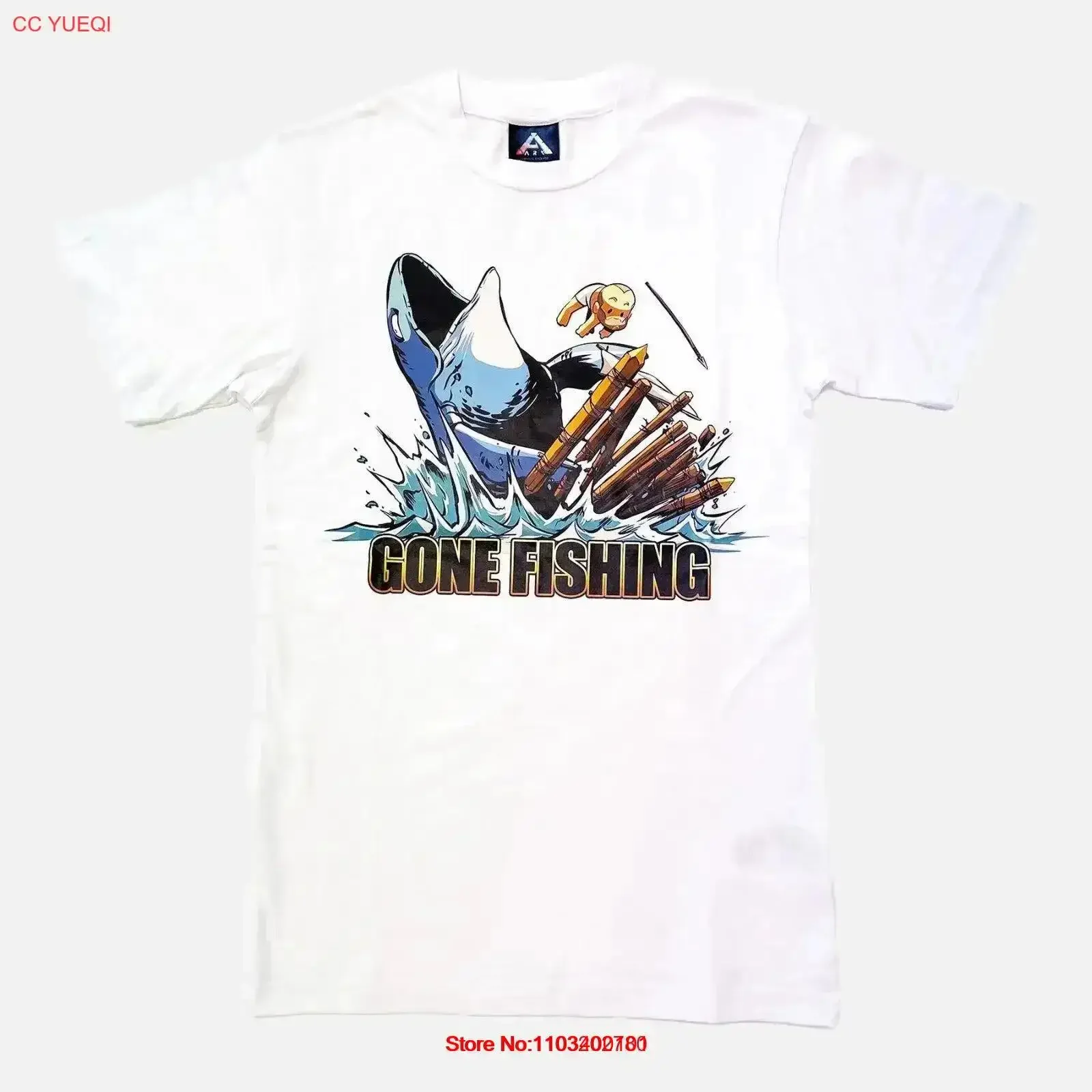 ARK Survival Evolved Deformed T Shirt Fishing White Marchandises sous licence officielle JP vintage Lavé Polyvalent Légèrement graphique homme