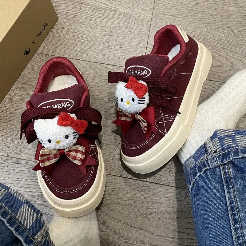 Hello Kitty Anime Kawaii Sanurgente Ins Chaussures de planche à la mode, Mignon Kt Cat, Chaussures en toile à plateforme, Cadeaux ins pour les filles, Printemps, Automne