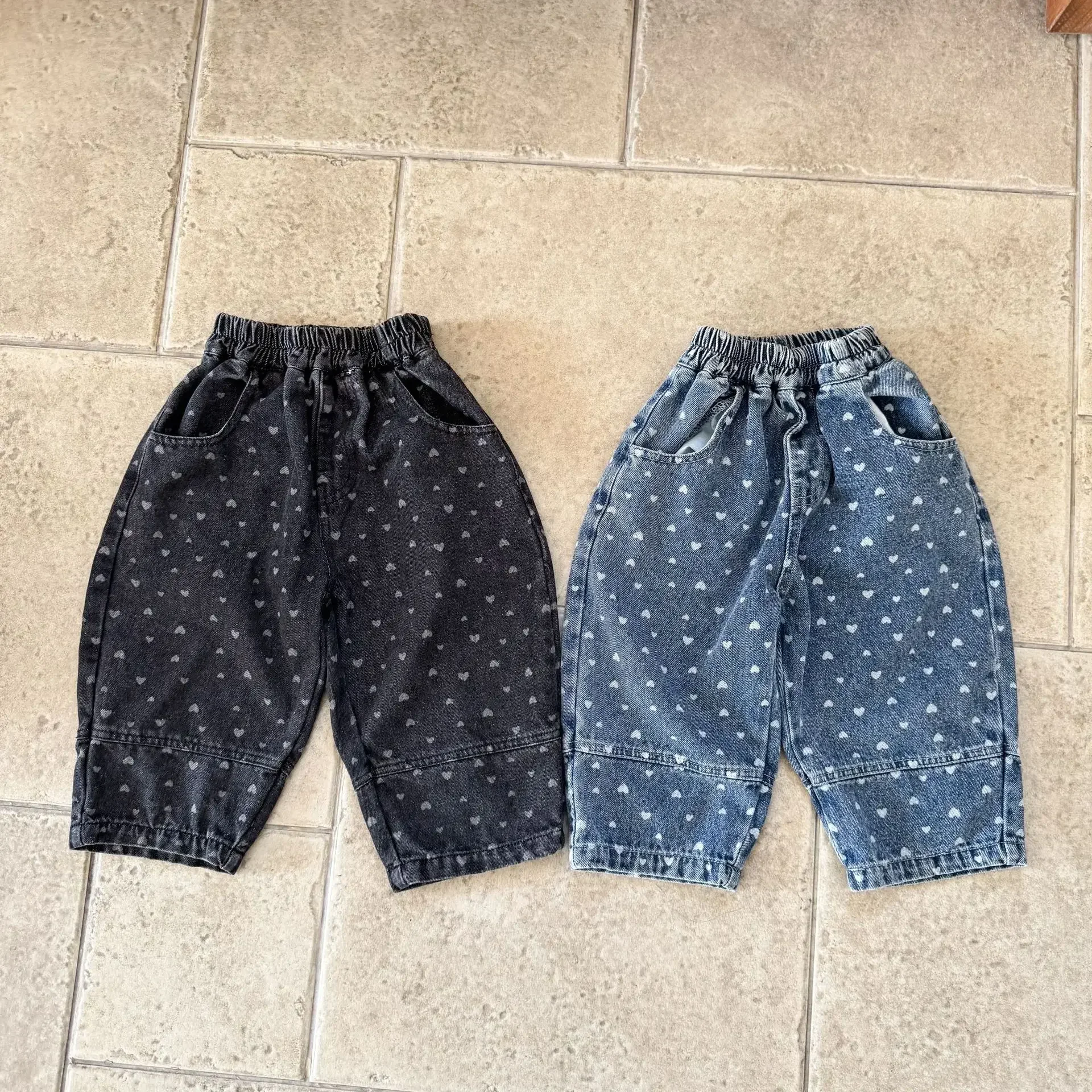 2026 Spring New Kids Jeans Full of Heart Print Girls Denim Pants Korean Style Boys Loose Trousers Kids Jeans Pants