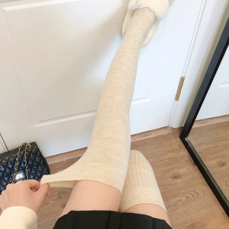 Medias sexis hasta el muslo para mujer, calcetines por encima de la rodilla a rayas para otoño e invierno, bonitos calcetines de punto doble para mujer, muy elásticos que combinan con todo