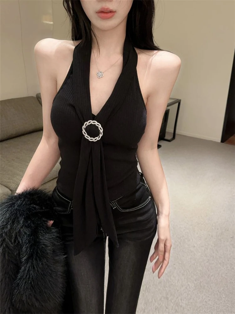 Women's Y2K Halter Crop Top with Built in Bra Sexy Tie Strap Cami Vest Slim Fit Going Out Streetwear